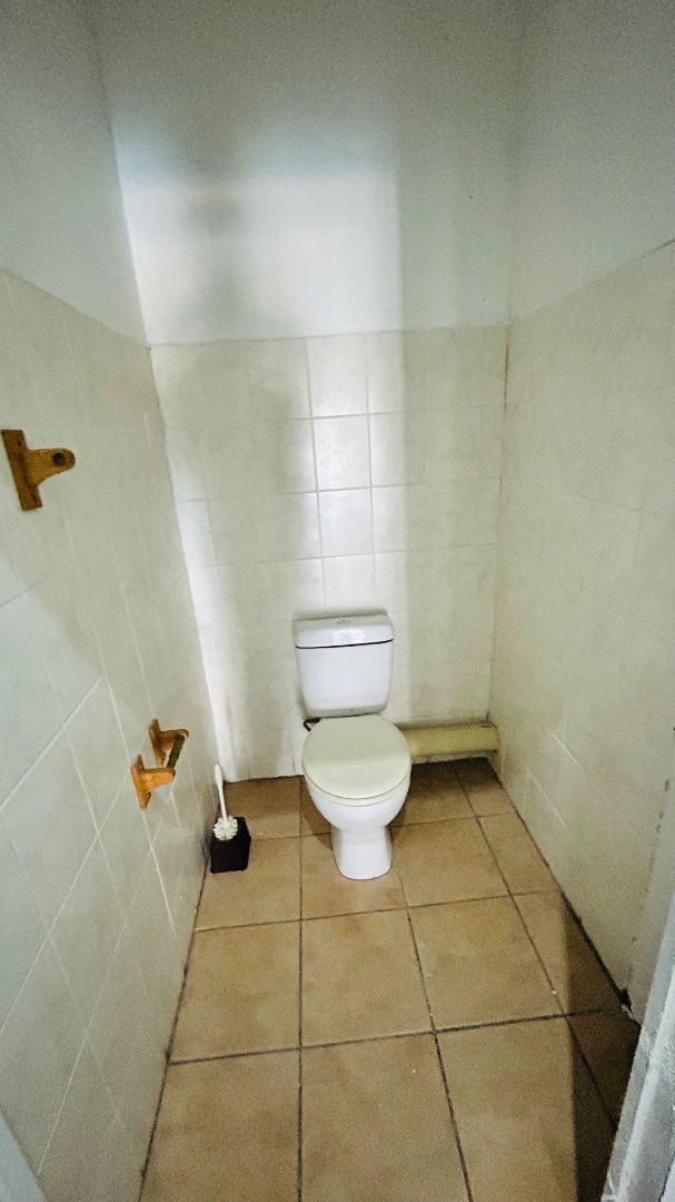 Commercial Property for Sale in Southernwood Eastern Cape